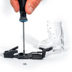 1 Schnapsglas In Ski Form Mit Bindung Und Umhängeband Der Absolute Hingucker -Optimal Weinglas Geschäft 1aa8aa4c26e6fca117ad07f68c927aa0