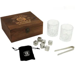 Whisky Geschenk-Set Mit 2 Gläsern, Eiswürfeln Aus Edelstahl, Zange, Samtbeutel In Einer Schönen Holzbox 19 Whisky Geschenk-Set Mit 2 Gläsern, Eiswürfeln Aus Edelstahl, Zange, Samtbeutel In Einer Schönen Holzbox -Optimal Weinglas Geschäft 1ab0093b20b8d2628398cc36375a66fb