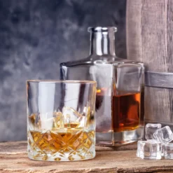 Relaxdays Whisky Gläser 4er Set -Optimal Weinglas Geschäft 7c1028c901a7805aa8d7343fca5bbca8