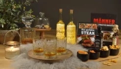 Whisky Geschenkset Nicht Nur Für Whisky Liebhaber:innen, 8 Granit Whisky Steine, 2 Whiskygläser, Eiswürfelzange Und Samtbeutel In Toller Holz Geschenkbox. Neidfaktor Inclusive 14 Whisky Geschenkset Nicht Nur Für Whisky Liebhaber:innen, 8 Granit Whisky Steine, 2 Whiskygläser, Eiswürfelzange Und Samtbeutel In Toller Holz Geschenkbox. Neidfaktor Inclusive -Optimal Weinglas Geschäft 82d04cc118fd8c6800da761d71defe10