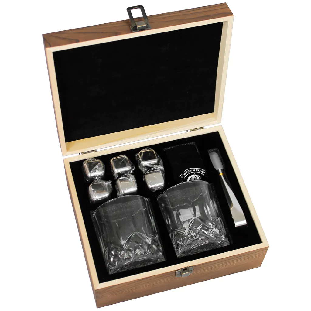 Whisky Geschenk-Set Mit 2 Gläsern, Eiswürfeln Aus Edelstahl, Zange, Samtbeutel In Einer Schönen Holzbox 7 Whisky Geschenk-Set Mit 2 Gläsern, Eiswürfeln Aus Edelstahl, Zange, Samtbeutel In Einer Schönen Holzbox – Bild 5